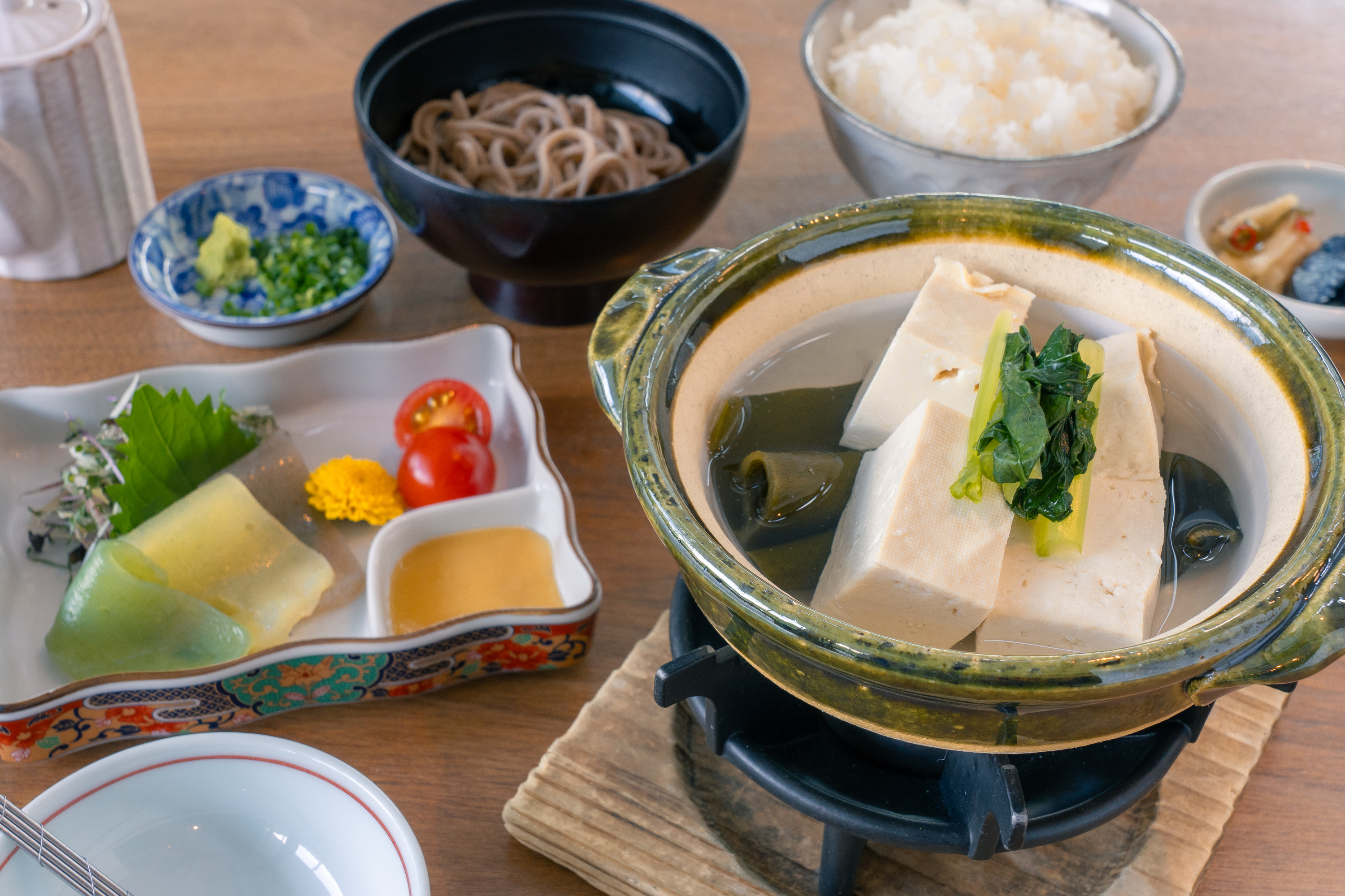 （いい乃じ）湯豆腐御膳.jpg